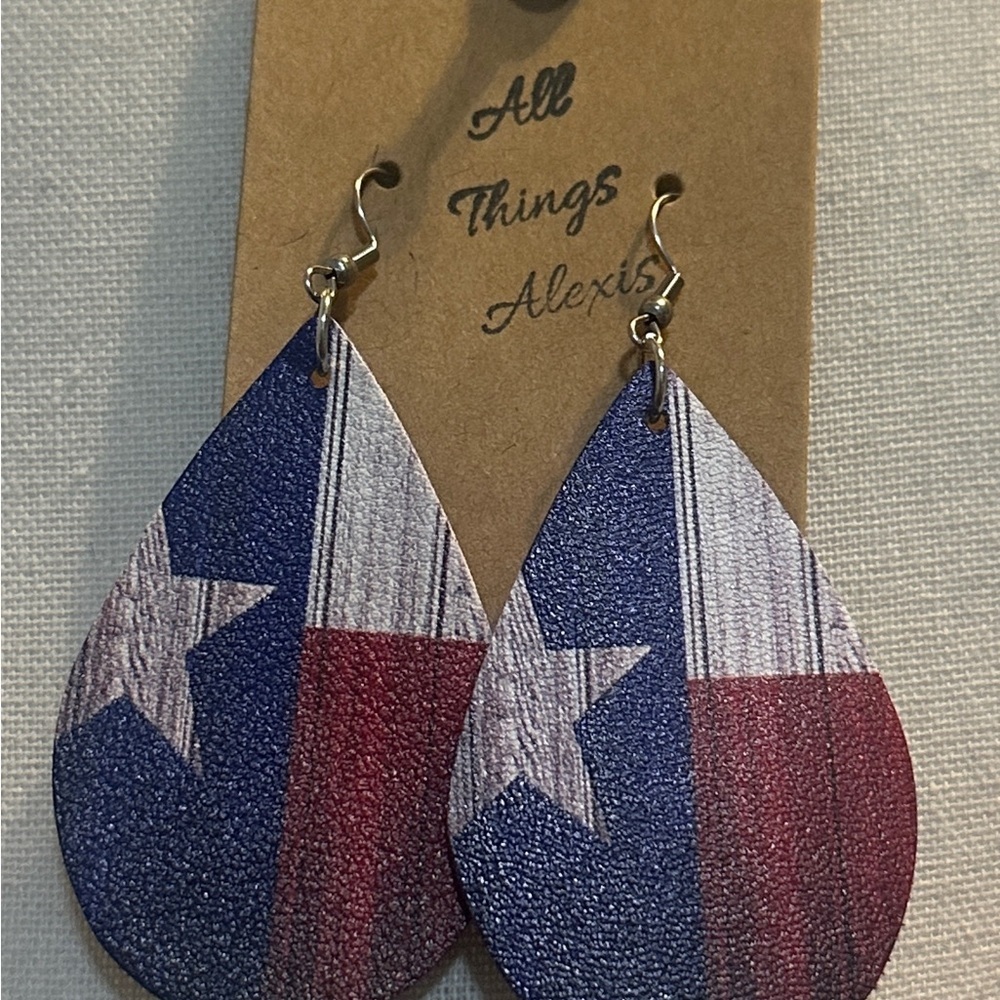 Texas Flag Earrings - Picture 2 of 2